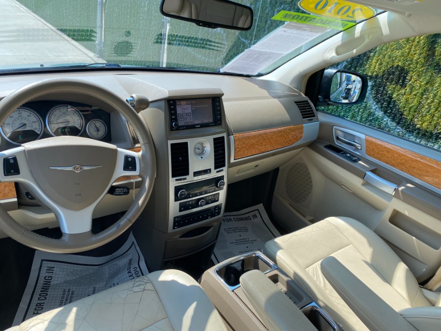 2010 Chrysler Town & Country 4dr Wgn Limited, available for sale in Middle Village, New York | Middle Village Motors . Middle Village, New York 2010 Chrysler Town & Country 4dr Wgn Limited, available for sale in Middle Village, New York | Middle Village Motors . Middle Village, New York