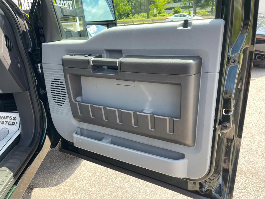 2015 Ford Super Duty F-350 DRW 4WD Reg Cab 141" WB 60" CA XL, available for sale in South Windsor, Connecticut | Mike And Tony Auto Sales, Inc. South Windsor, Connecticut 2015 Ford Super Duty F-350 DRW 4WD Reg Cab 141" WB 60" CA XL, available for sale in South Windsor, Connecticut | Mike And Tony Auto Sales, Inc. South Windsor, Connecticut