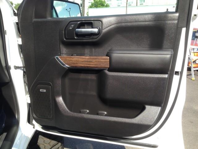 2019 Chevrolet Silverado 1500 High Country 4WD w/ Navi & 360cam, available for sale in Maple Shade, New Jersey | Car Revolution. Maple Shade, New Jersey 2019 Chevrolet Silverado 1500 High Country 4WD w/ Navi & 360cam, available for sale in Maple Shade, New Jersey | Car Revolution. Maple Shade, New Jersey