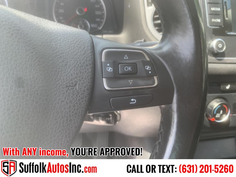 Used Volkswagen Tiguan 4WD 4dr Auto S 2013 | Suffolk Autos Inc. Medford, New York Used Volkswagen Tiguan 4WD 4dr Auto S 2013 | Suffolk Autos Inc. Medford, New York