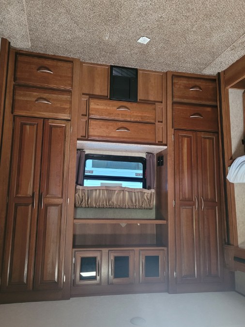 Used Prim Time Crusader na 2015 | Andys Auto & Coach Works. New Milford, Connecticut Used Prim Time Crusader na 2015 | Andys Auto & Coach Works. New Milford, Connecticut