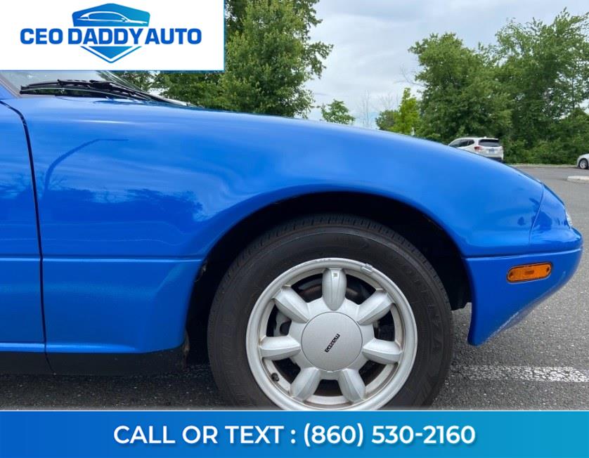 Used Mazda MX-5 Miata 2dr Convertible Special Edition 5-Spd 1991 | CEO DADDY AUTO. Online only, Connecticut Used Mazda MX-5 Miata 2dr Convertible Special Edition 5-Spd 1991 | CEO DADDY AUTO. Online only, Connecticut
