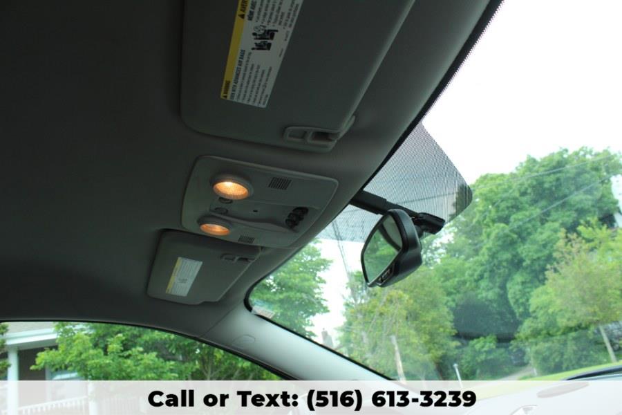 2012 Chevrolet Traverse AWD 4dr LT w/2LT, available for sale in Great Neck, New York | Great Neck Car Buyers & Sellers. Great Neck, New York 2012 Chevrolet Traverse AWD 4dr LT w/2LT, available for sale in Great Neck, New York | Great Neck Car Buyers & Sellers. Great Neck, New York