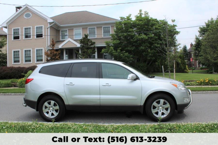 2012 Chevrolet Traverse AWD 4dr LT w/2LT, available for sale in Great Neck, New York | Great Neck Car Buyers & Sellers. Great Neck, New York 2012 Chevrolet Traverse AWD 4dr LT w/2LT, available for sale in Great Neck, New York | Great Neck Car Buyers & Sellers. Great Neck, New York