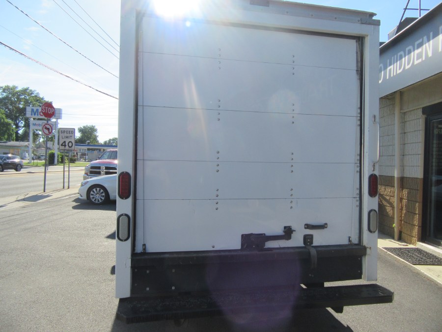 Used Ford Econoline Commercial Cutaway E-350 Super Duty 158" SRW 2014 | Royalty Auto Sales. Little Ferry, New Jersey Used Ford Econoline Commercial Cutaway E-350 Super Duty 158" SRW 2014 | Royalty Auto Sales. Little Ferry, New Jersey