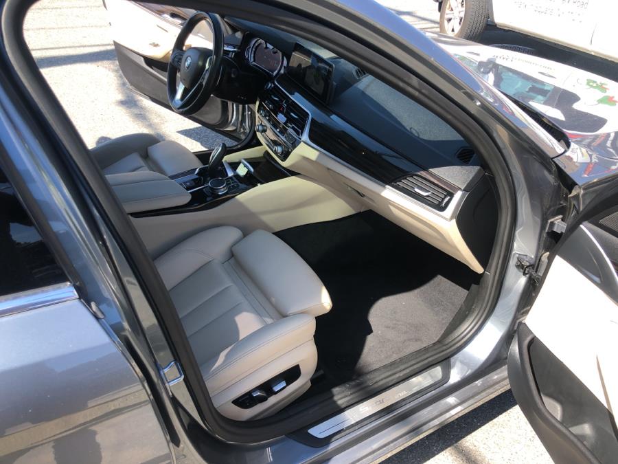 Used BMW 5 Series 530i xDrive Sedan 2017 | Signature Auto Sales. Franklin Square, New York Used BMW 5 Series 530i xDrive Sedan 2017 | Signature Auto Sales. Franklin Square, New York