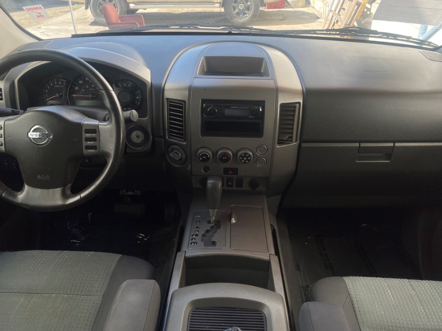 2006 Nissan Titan SE King Cab 4WD, available for sale in Corona, California | Green Light Auto. Corona, California 2006 Nissan Titan SE King Cab 4WD, available for sale in Corona, California | Green Light Auto. Corona, California