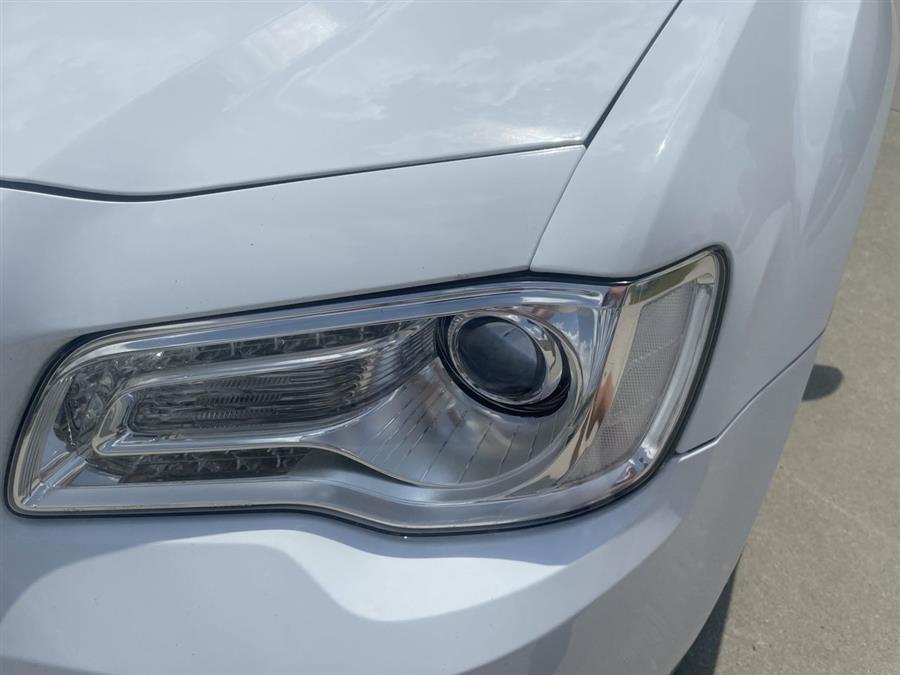 2015 Chrysler 300 4dr Sdn Limited RWD, available for sale in Elida, Ohio | Josh's All Under Ten LLC. Elida, Ohio 2015 Chrysler 300 4dr Sdn Limited RWD, available for sale in Elida, Ohio | Josh's All Under Ten LLC. Elida, Ohio