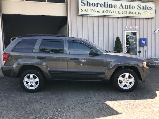 2006 Jeep Grand Cherokee 4dr Laredo 4WD, available for sale in Branford, CT