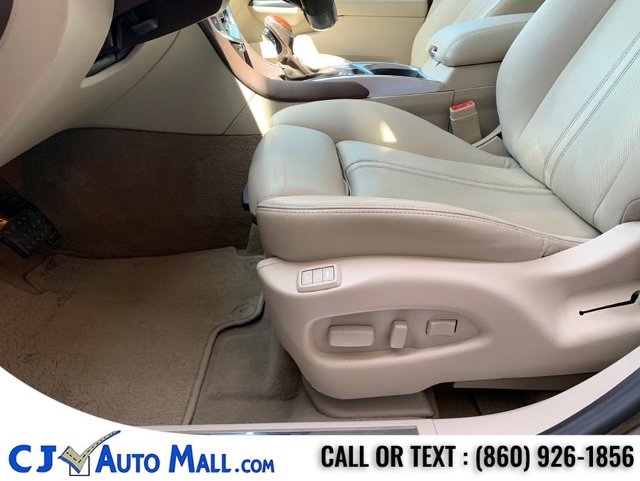 2014 Cadillac SRX AWD 4dr Premium Collection, available for sale in Bristol, Connecticut | CJ Auto Mall. Bristol, Connecticut 2014 Cadillac SRX AWD 4dr Premium Collection, available for sale in Bristol, Connecticut | CJ Auto Mall. Bristol, Connecticut