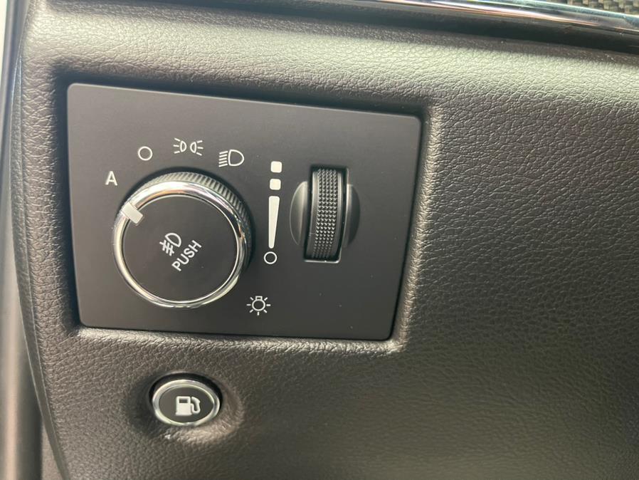 Used Jeep Grand Cherokee SRT 4x4 2019 | Power Motors East. Massapequa Park, New York Used Jeep Grand Cherokee SRT 4x4 2019 | Power Motors East. Massapequa Park, New York