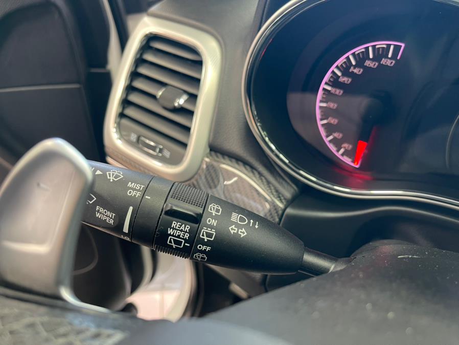 Used Jeep Grand Cherokee SRT 4x4 2019 | Power Motors East. Massapequa Park, New York Used Jeep Grand Cherokee SRT 4x4 2019 | Power Motors East. Massapequa Park, New York