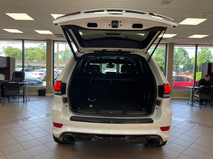 Used Jeep Grand Cherokee SRT 4x4 2019 | Power Motors East. Massapequa Park, New York Used Jeep Grand Cherokee SRT 4x4 2019 | Power Motors East. Massapequa Park, New York