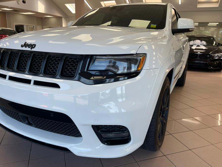 Used Jeep Grand Cherokee SRT 4x4 2019 | Power Motors East. Massapequa Park, New York Used Jeep Grand Cherokee SRT 4x4 2019 | Power Motors East. Massapequa Park, New York