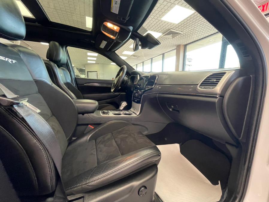 Used Jeep Grand Cherokee SRT 4x4 2019 | Power Motors East. Massapequa Park, New York Used Jeep Grand Cherokee SRT 4x4 2019 | Power Motors East. Massapequa Park, New York