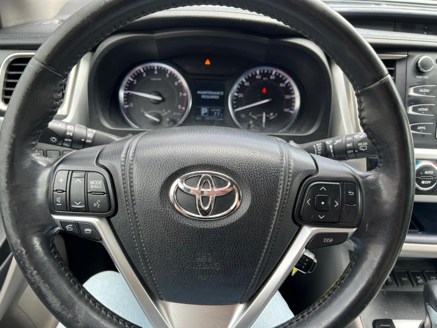 Used Toyota Highlander AWD 4dr V6 LE 2014 | Zezo Auto Sales. Newark, New Jersey