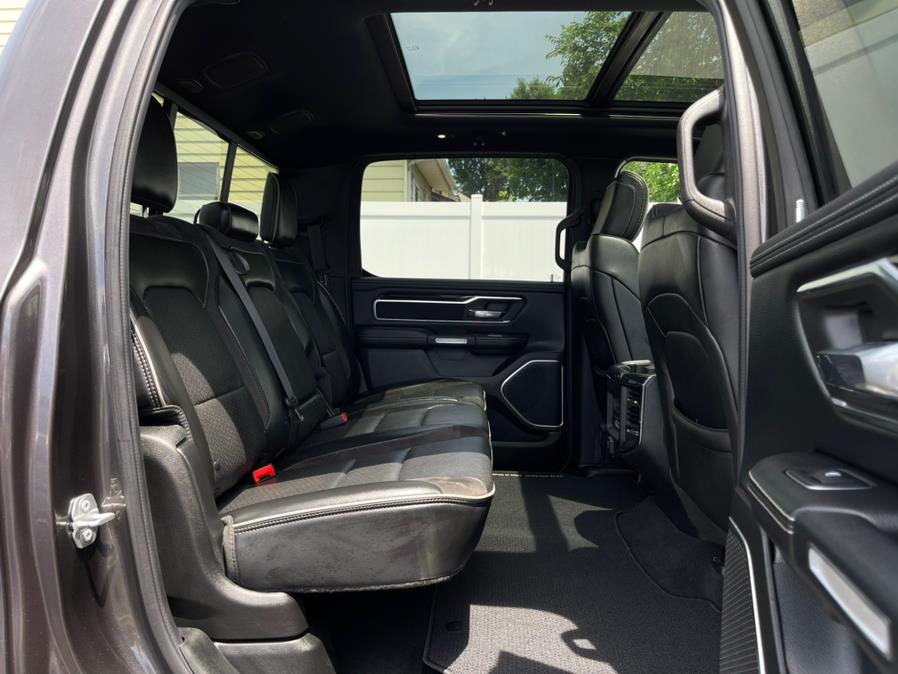 Used Ram 1500 Laramie 4x4 Crew Cab 6''4" Box 2019 | Champion Auto Hillside. Hillside, New Jersey