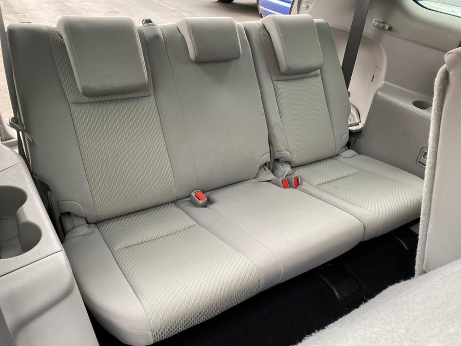 Used Toyota Highlander AWD 4dr V6 LE Plus (Natl) 2014 | Lava Motors 2 Inc. Canton, Connecticut Used Toyota Highlander AWD 4dr V6 LE Plus (Natl) 2014 | Lava Motors 2 Inc. Canton, Connecticut