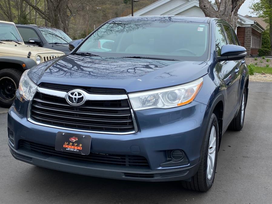 Used Toyota Highlander AWD 4dr V6 LE Plus (Natl) 2014 | Lava Motors 2 Inc. Canton, Connecticut Used Toyota Highlander AWD 4dr V6 LE Plus (Natl) 2014 | Lava Motors 2 Inc. Canton, Connecticut