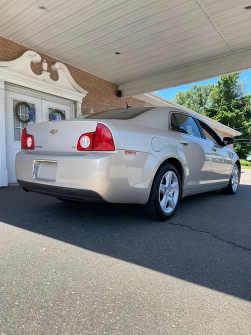 2009 Chevrolet Malibu 4dr Sdn LS w/1LS, available for sale in New Britain, Connecticut | Supreme Automotive. New Britain, Connecticut 2009 Chevrolet Malibu 4dr Sdn LS w/1LS, available for sale in New Britain, Connecticut | Supreme Automotive. New Britain, Connecticut