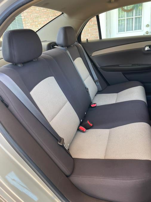 2009 Chevrolet Malibu 4dr Sdn LS w/1LS, available for sale in New Britain, Connecticut | Supreme Automotive. New Britain, Connecticut 2009 Chevrolet Malibu 4dr Sdn LS w/1LS, available for sale in New Britain, Connecticut | Supreme Automotive. New Britain, Connecticut