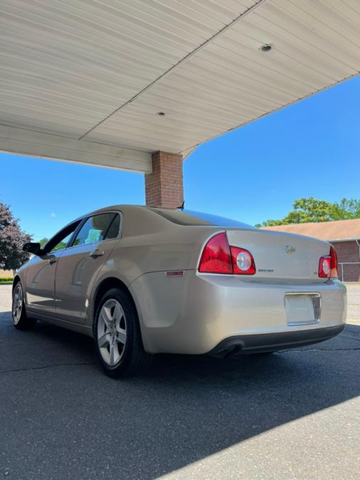 2009 Chevrolet Malibu 4dr Sdn LS w/1LS, available for sale in New Britain, Connecticut | Supreme Automotive. New Britain, Connecticut 2009 Chevrolet Malibu 4dr Sdn LS w/1LS, available for sale in New Britain, Connecticut | Supreme Automotive. New Britain, Connecticut