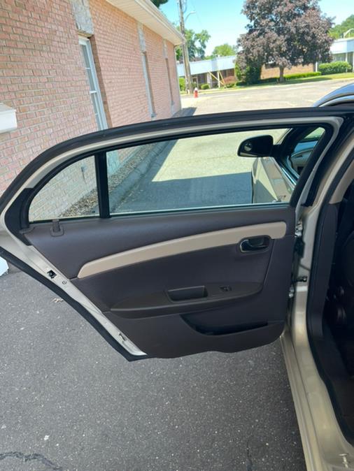 2009 Chevrolet Malibu 4dr Sdn LS w/1LS, available for sale in New Britain, Connecticut | Supreme Automotive. New Britain, Connecticut 2009 Chevrolet Malibu 4dr Sdn LS w/1LS, available for sale in New Britain, Connecticut | Supreme Automotive. New Britain, Connecticut