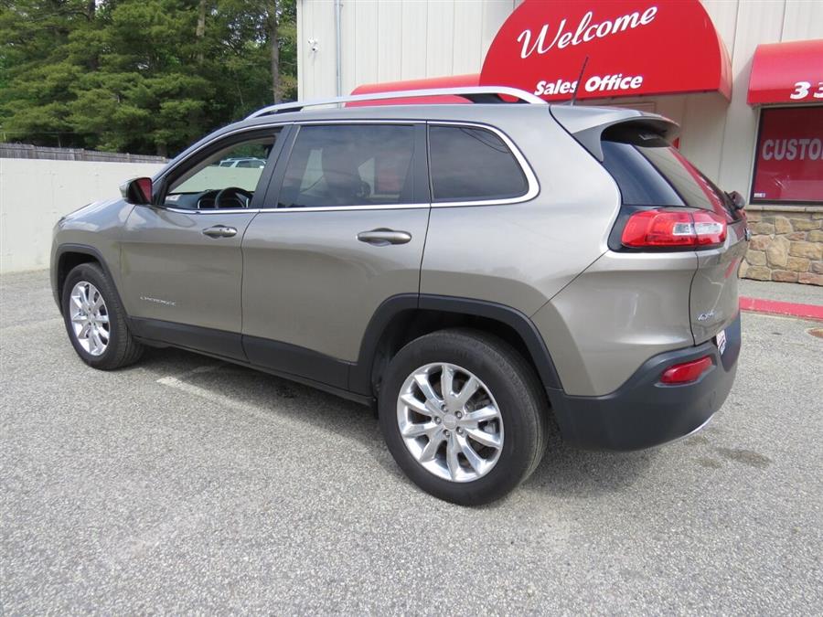 Used Jeep Cherokee Limited 4x4 4dr SUV 2017 | Lake City Exports Inc. Auburn, Maine Used Jeep Cherokee Limited 4x4 4dr SUV 2017 | Lake City Exports Inc. Auburn, Maine