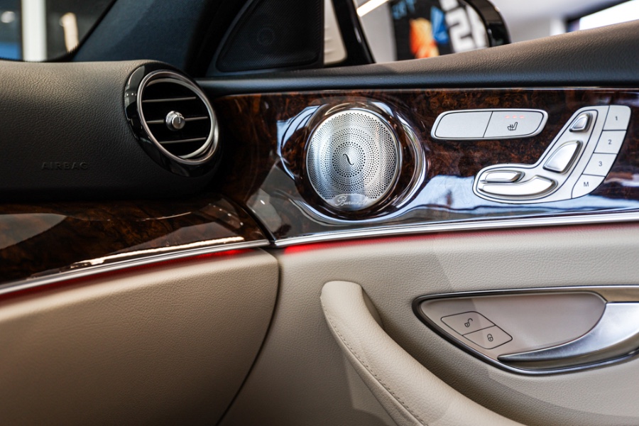 2019 Mercedes-Benz E-Class E 300 4MATIC Sedan, available for sale in ELMONT, New York | 26 Motors Long Island. ELMONT, New York 2019 Mercedes-Benz E-Class E 300 4MATIC Sedan, available for sale in ELMONT, New York | 26 Motors Long Island. ELMONT, New York