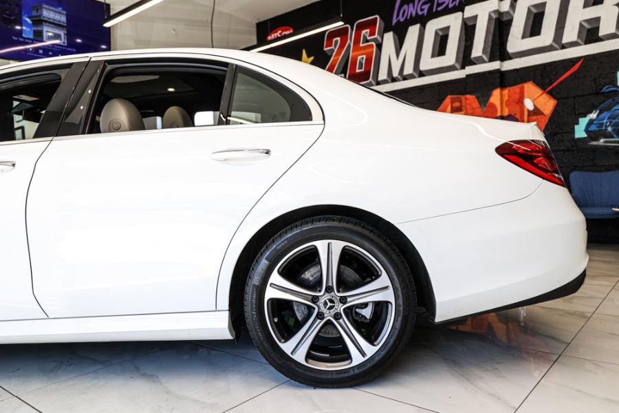 2019 Mercedes-Benz E-Class E 300 4MATIC Sedan, available for sale in ELMONT, New York | 26 Motors Long Island. ELMONT, New York 2019 Mercedes-Benz E-Class E 300 4MATIC Sedan, available for sale in ELMONT, New York | 26 Motors Long Island. ELMONT, New York