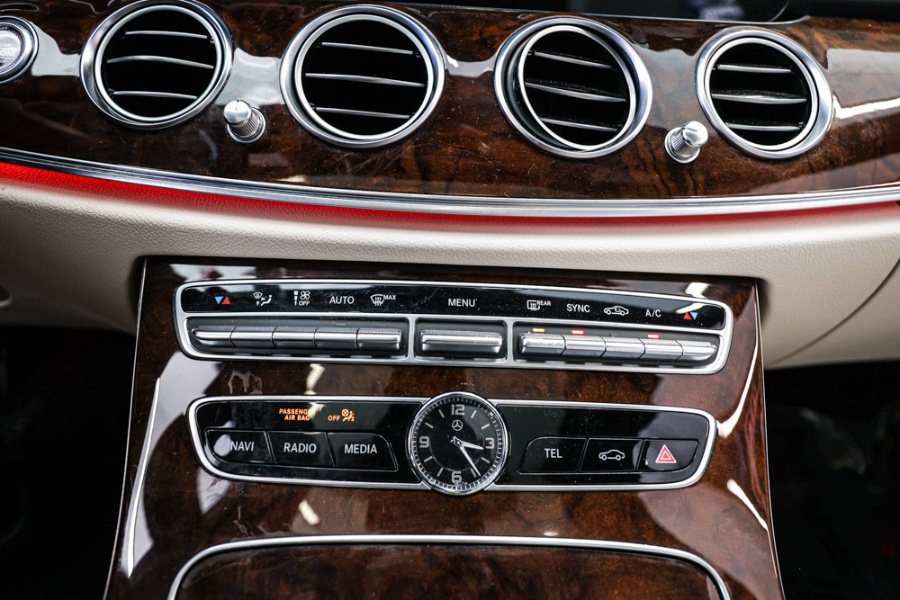 2019 Mercedes-Benz E-Class E 300 4MATIC Sedan, available for sale in ELMONT, New York | 26 Motors Long Island. ELMONT, New York 2019 Mercedes-Benz E-Class E 300 4MATIC Sedan, available for sale in ELMONT, New York | 26 Motors Long Island. ELMONT, New York