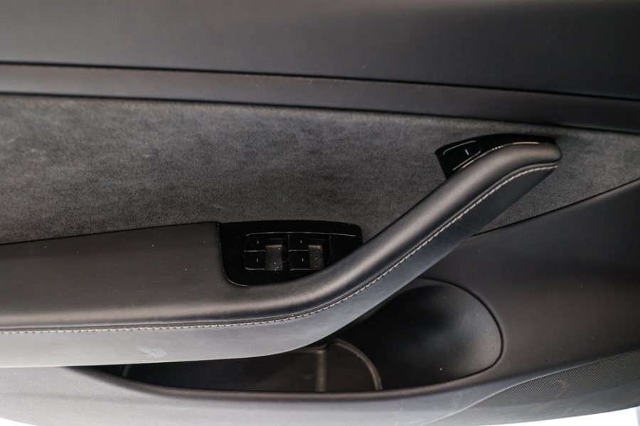 2019 Tesla Model 3 Long Range AWD, available for sale in ELMONT, New York | 26 Motors Long Island. ELMONT, New York 2019 Tesla Model 3 Long Range AWD, available for sale in ELMONT, New York | 26 Motors Long Island. ELMONT, New York