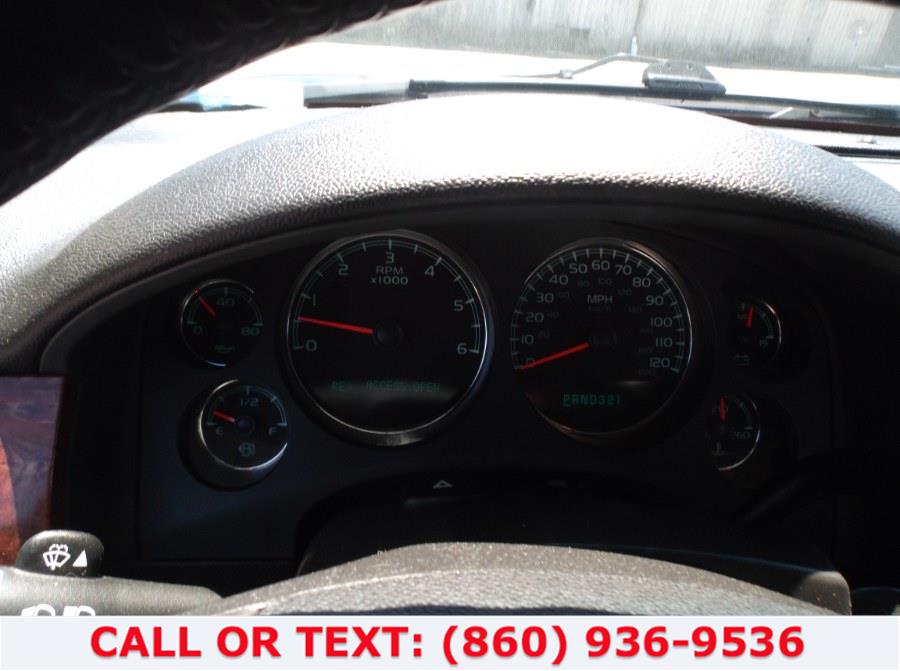 Used Chevrolet Tahoe 4WD 4dr 1500 LTZ 2008 | Lee Motors Sales Inc. Hartford, Connecticut Used Chevrolet Tahoe 4WD 4dr 1500 LTZ 2008 | Lee Motors Sales Inc. Hartford, Connecticut