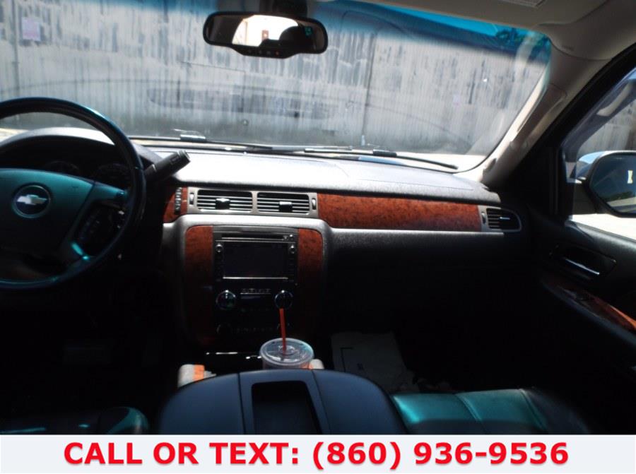 Used Chevrolet Tahoe 4WD 4dr 1500 LTZ 2008 | Lee Motors Sales Inc. Hartford, Connecticut Used Chevrolet Tahoe 4WD 4dr 1500 LTZ 2008 | Lee Motors Sales Inc. Hartford, Connecticut