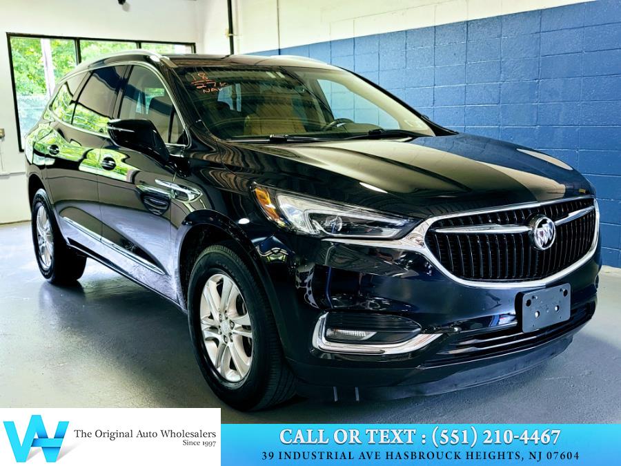 Used Buick Enclave AWD 4dr Essence 2018 | AW Auto & Truck Wholesalers, Inc. Hasbrouck Heights, New Jersey