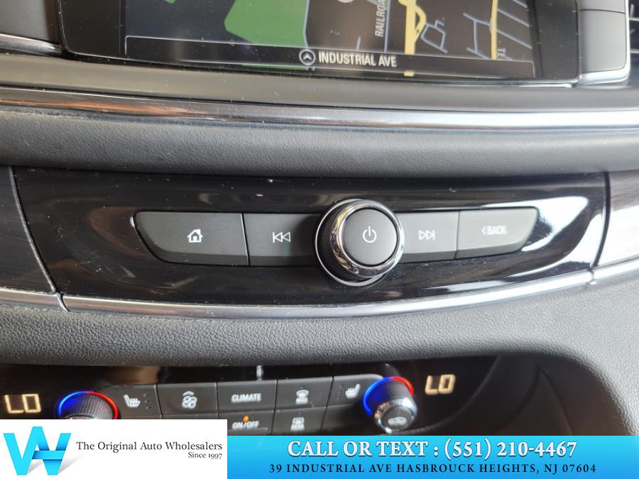 2018 Buick Enclave AWD 4dr Essence, available for sale in Lodi, New Jersey | AW Auto & Truck Wholesalers, Inc. Lodi, New Jersey 2018 Buick Enclave AWD 4dr Essence, available for sale in Lodi, New Jersey | AW Auto & Truck Wholesalers, Inc. Lodi, New Jersey