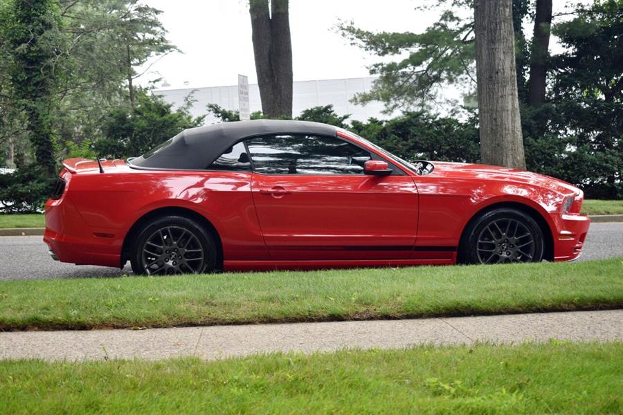Used Ford Mustang V6 2dr Convertible 2014 | Camy Cars. Great Neck, New York Used Ford Mustang V6 2dr Convertible 2014 | Camy Cars. Great Neck, New York
