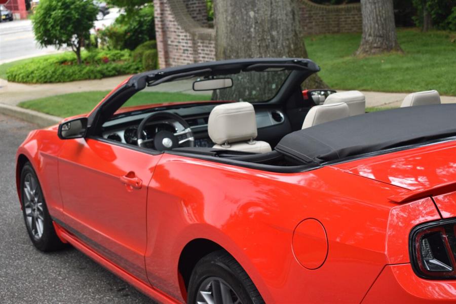 Used Ford Mustang V6 2dr Convertible 2014 | Camy Cars. Great Neck, New York Used Ford Mustang V6 2dr Convertible 2014 | Camy Cars. Great Neck, New York