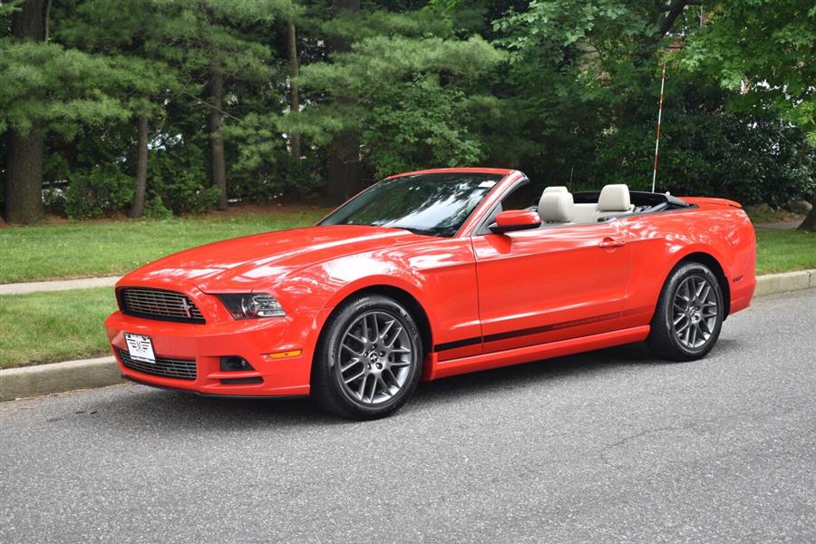 Used Ford Mustang V6 2dr Convertible 2014 | Camy Cars. Great Neck, New York Used Ford Mustang V6 2dr Convertible 2014 | Camy Cars. Great Neck, New York