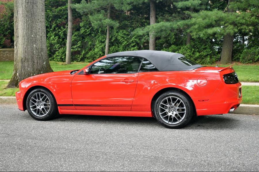 Used Ford Mustang V6 2dr Convertible 2014 | Camy Cars. Great Neck, New York Used Ford Mustang V6 2dr Convertible 2014 | Camy Cars. Great Neck, New York