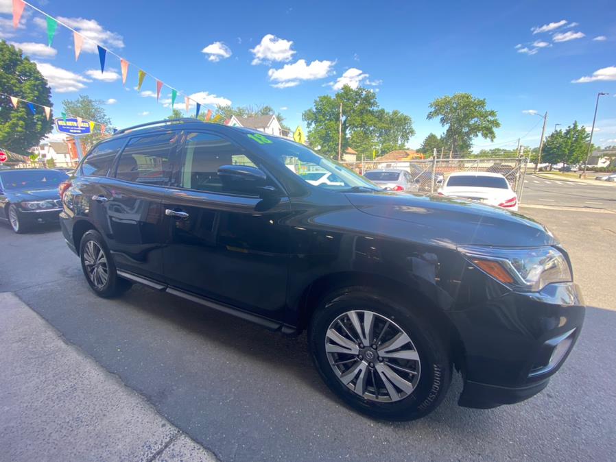 2018 Nissan Pathfinder 4x4 SV, available for sale in Hartford, Connecticut | VEB Auto Sales. Hartford, Connecticut 2018 Nissan Pathfinder 4x4 SV, available for sale in Hartford, Connecticut | VEB Auto Sales. Hartford, Connecticut