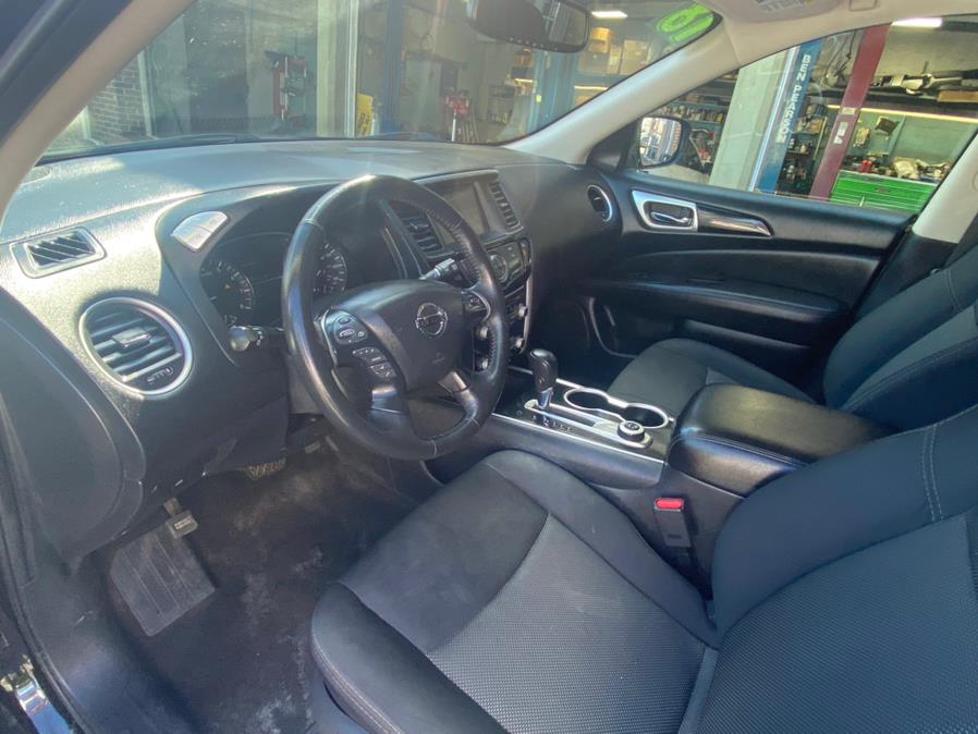 2018 Nissan Pathfinder 4x4 SV, available for sale in Hartford, Connecticut | VEB Auto Sales. Hartford, Connecticut 2018 Nissan Pathfinder 4x4 SV, available for sale in Hartford, Connecticut | VEB Auto Sales. Hartford, Connecticut