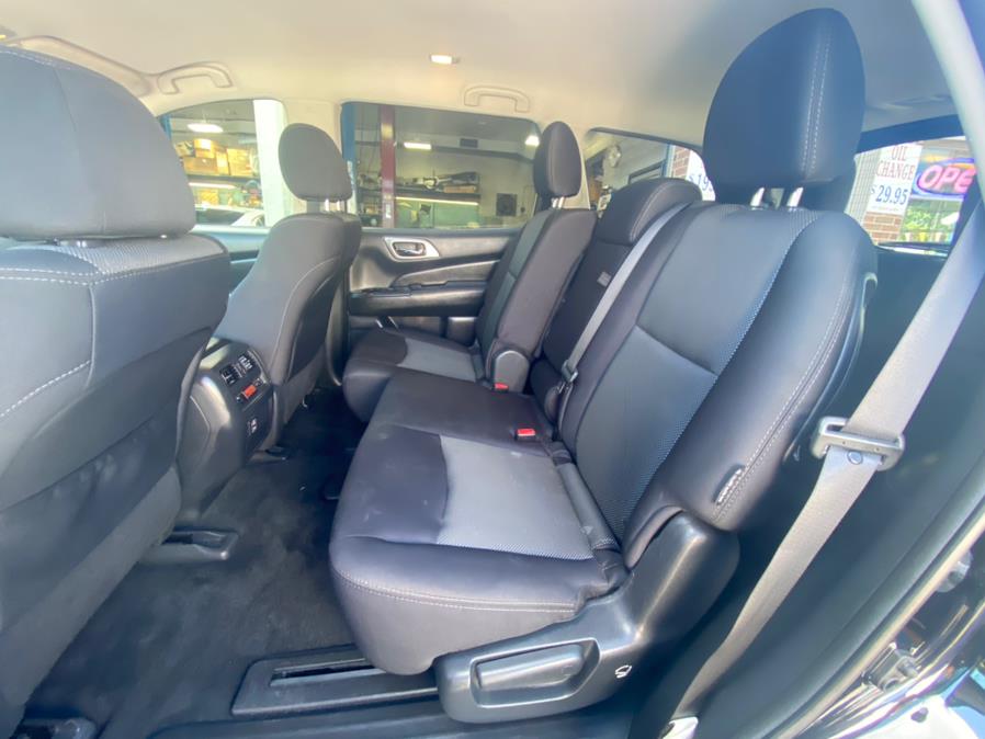 2018 Nissan Pathfinder 4x4 SV, available for sale in Hartford, Connecticut | VEB Auto Sales. Hartford, Connecticut 2018 Nissan Pathfinder 4x4 SV, available for sale in Hartford, Connecticut | VEB Auto Sales. Hartford, Connecticut