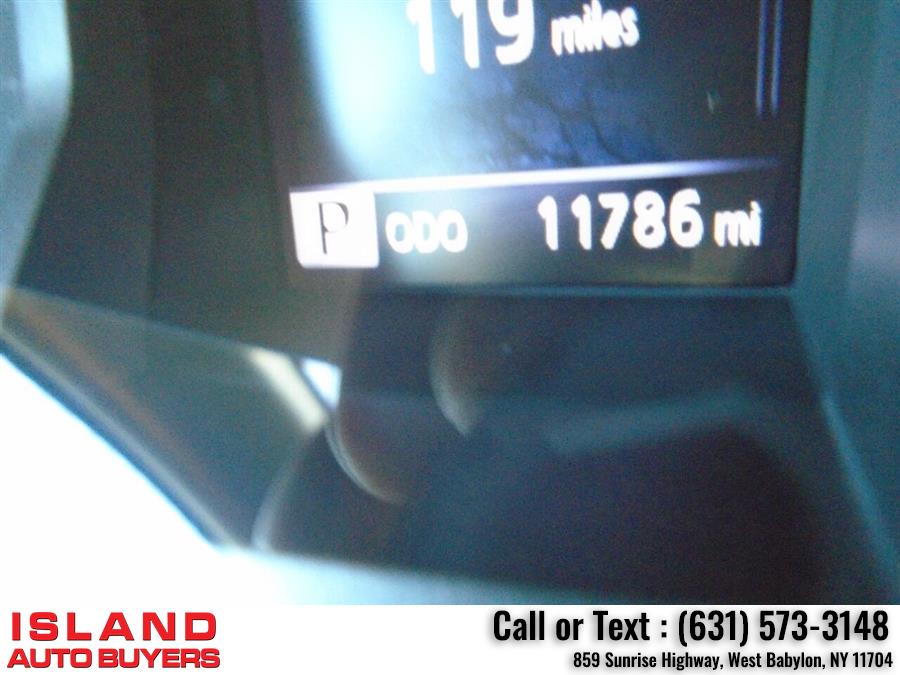 Used Toyota Tacoma TRD Sport 4x4 4dr Double Cab 5.0 ft SB 6A 2020 | Island Auto Buyers. West Babylon, New York Used Toyota Tacoma TRD Sport 4x4 4dr Double Cab 5.0 ft SB 6A 2020 | Island Auto Buyers. West Babylon, New York