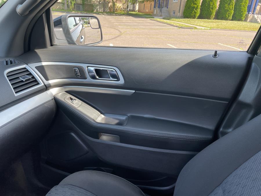 2015 Ford Explorer 4WD 4dr XLT, available for sale in Hartford, Connecticut | Lex Autos LLC. Hartford, Connecticut 2015 Ford Explorer 4WD 4dr XLT, available for sale in Hartford, Connecticut | Lex Autos LLC. Hartford, Connecticut