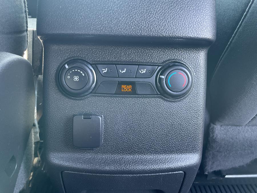 2015 Ford Explorer 4WD 4dr XLT, available for sale in Hartford, Connecticut | Lex Autos LLC. Hartford, Connecticut 2015 Ford Explorer 4WD 4dr XLT, available for sale in Hartford, Connecticut | Lex Autos LLC. Hartford, Connecticut