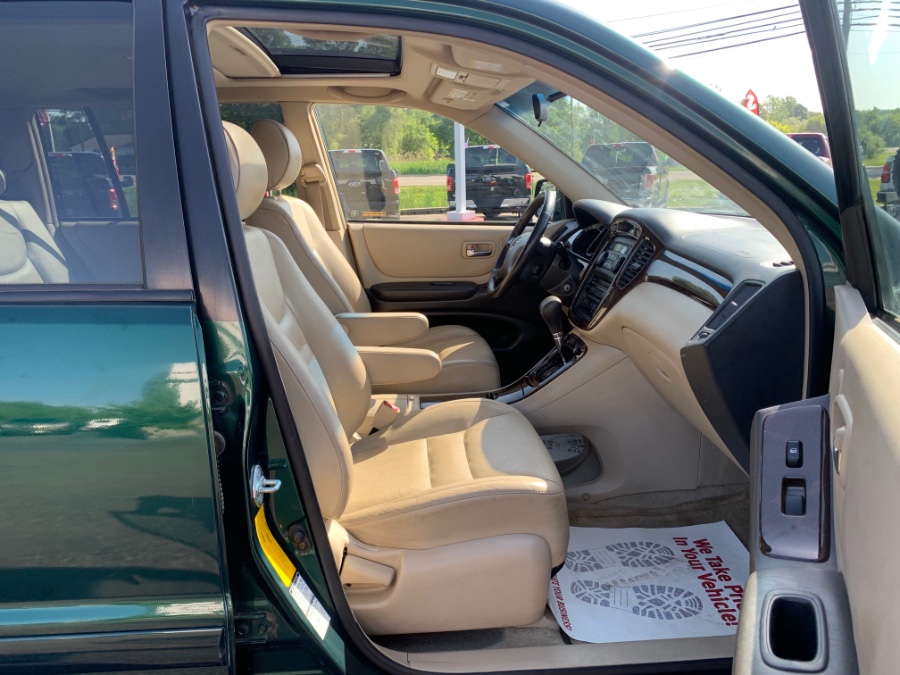 Used Toyota Highlander 4dr V6 4WD Limited (Natl) 2003 | Marsh Auto Sales LLC. Ortonville, Michigan Used Toyota Highlander 4dr V6 4WD Limited (Natl) 2003 | Marsh Auto Sales LLC. Ortonville, Michigan