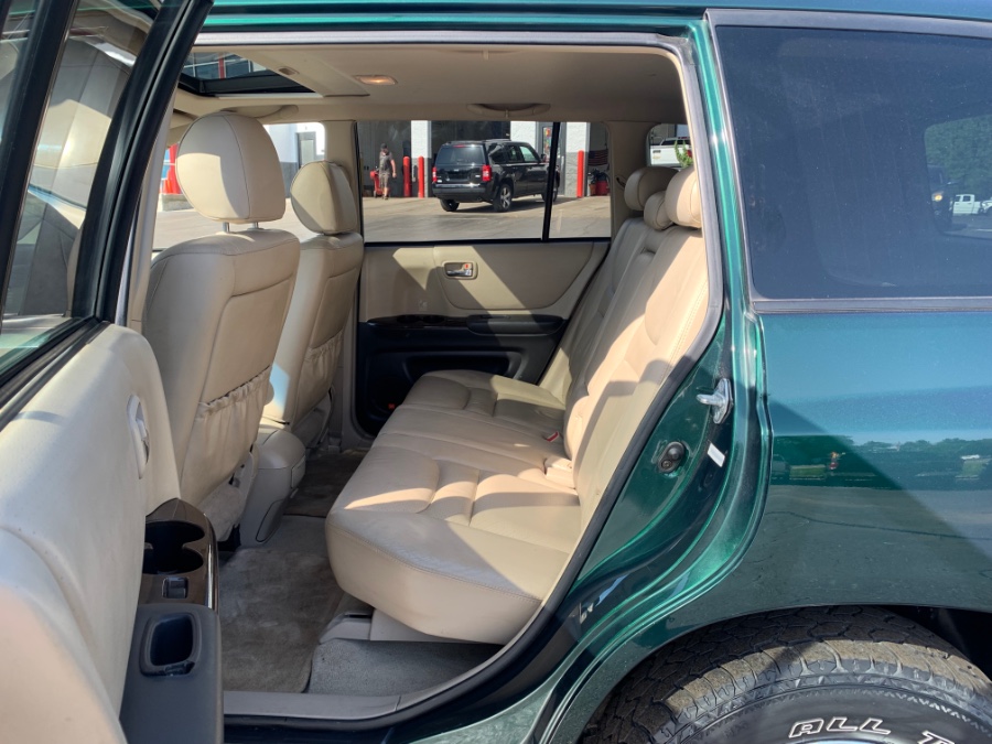 Used Toyota Highlander 4dr V6 4WD Limited (Natl) 2003 | Marsh Auto Sales LLC. Ortonville, Michigan Used Toyota Highlander 4dr V6 4WD Limited (Natl) 2003 | Marsh Auto Sales LLC. Ortonville, Michigan