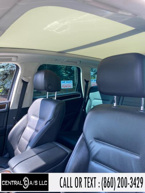 2016 Volkswagen Touareg 4dr V6 Lux, available for sale in East Windsor, Connecticut | Central A/S LLC. East Windsor, Connecticut 2016 Volkswagen Touareg 4dr V6 Lux, available for sale in East Windsor, Connecticut | Central A/S LLC. East Windsor, Connecticut