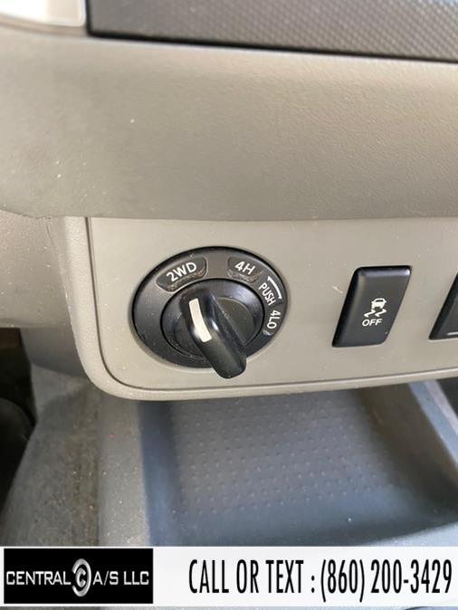 Used Nissan Frontier 4WD Crew Cab SWB Auto SV 2012 | Central A/S LLC. East Windsor, Connecticut Used Nissan Frontier 4WD Crew Cab SWB Auto SV 2012 | Central A/S LLC. East Windsor, Connecticut